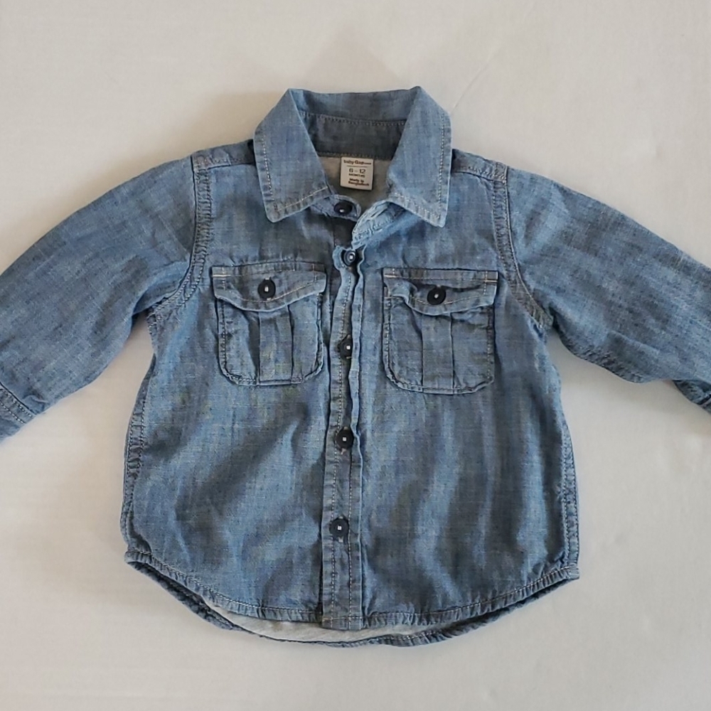 Gap button up denim top